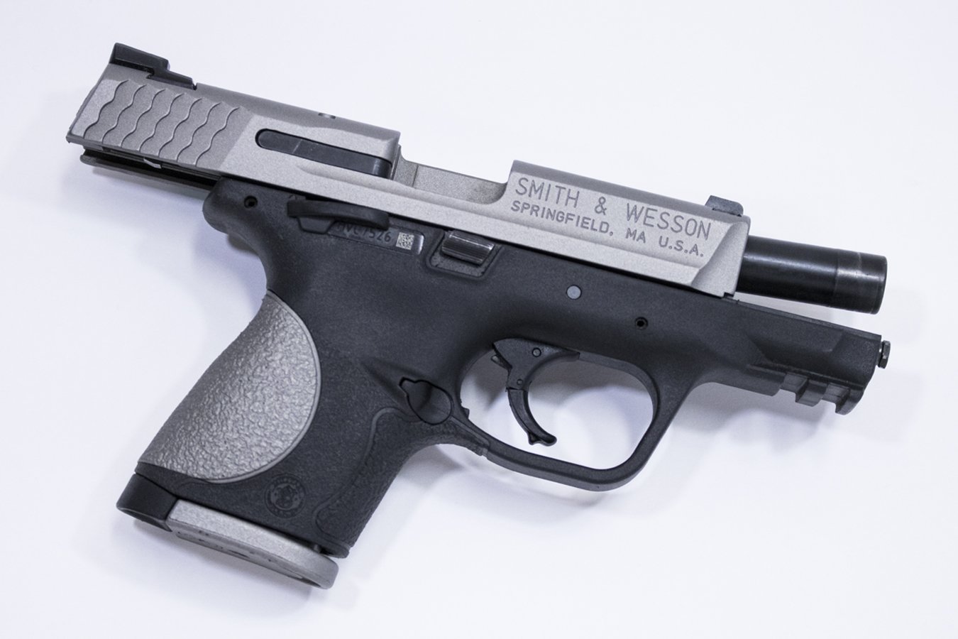 SMITH AND WESSON M&P9 Compact 9mm Police Trade-in Pistols with Cerakote Stainless Finish